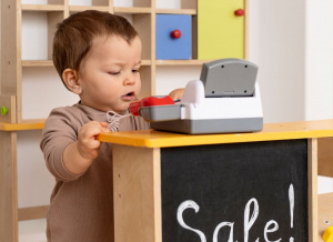 Торговое оборудование для детского магазина | АВТОРГРУПП