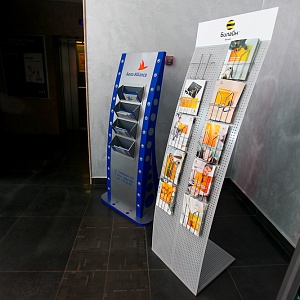 Информационные стойки