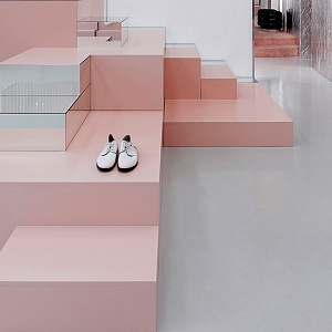 Изготовление торговых подиумов