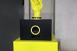 Рекламная стойка для компании Райффайзен